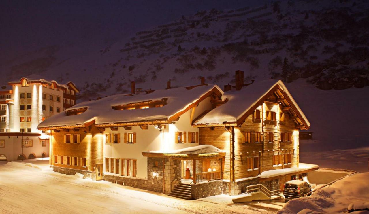 Bentleys House Mountain Residence Zuers ภายนอก รูปภาพ
